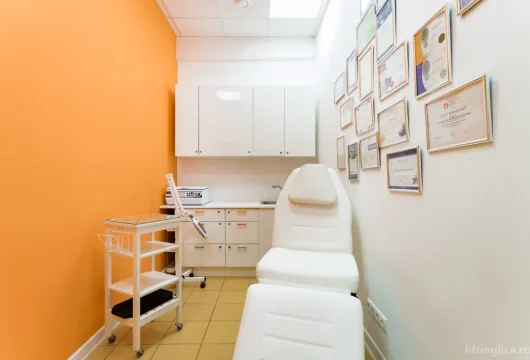 центр аппаратной, инъекционной и эстетической косметологии 813 фото 2 - liftinglica.ru